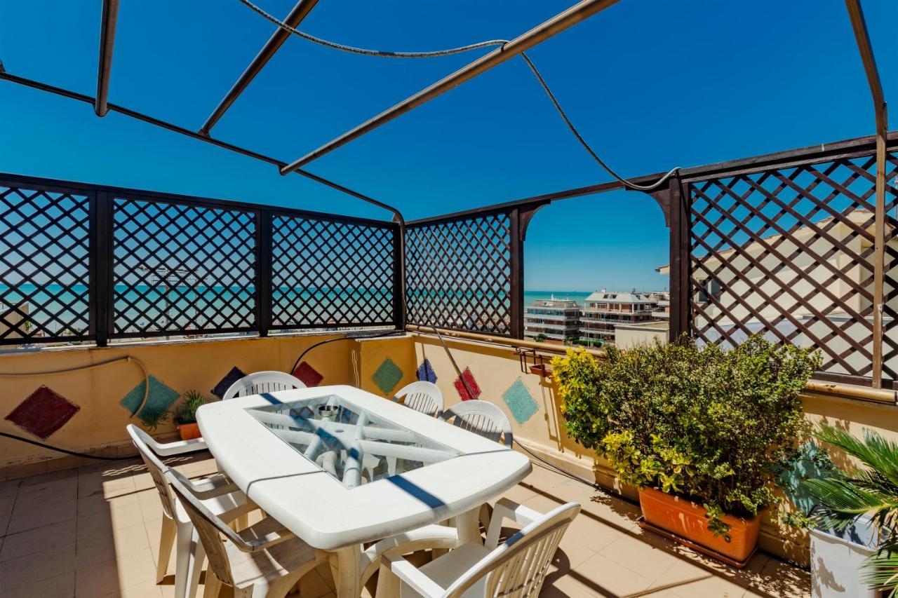 Appartamento Polo Natatorio Лидо-ди-Остия Экстерьер фото